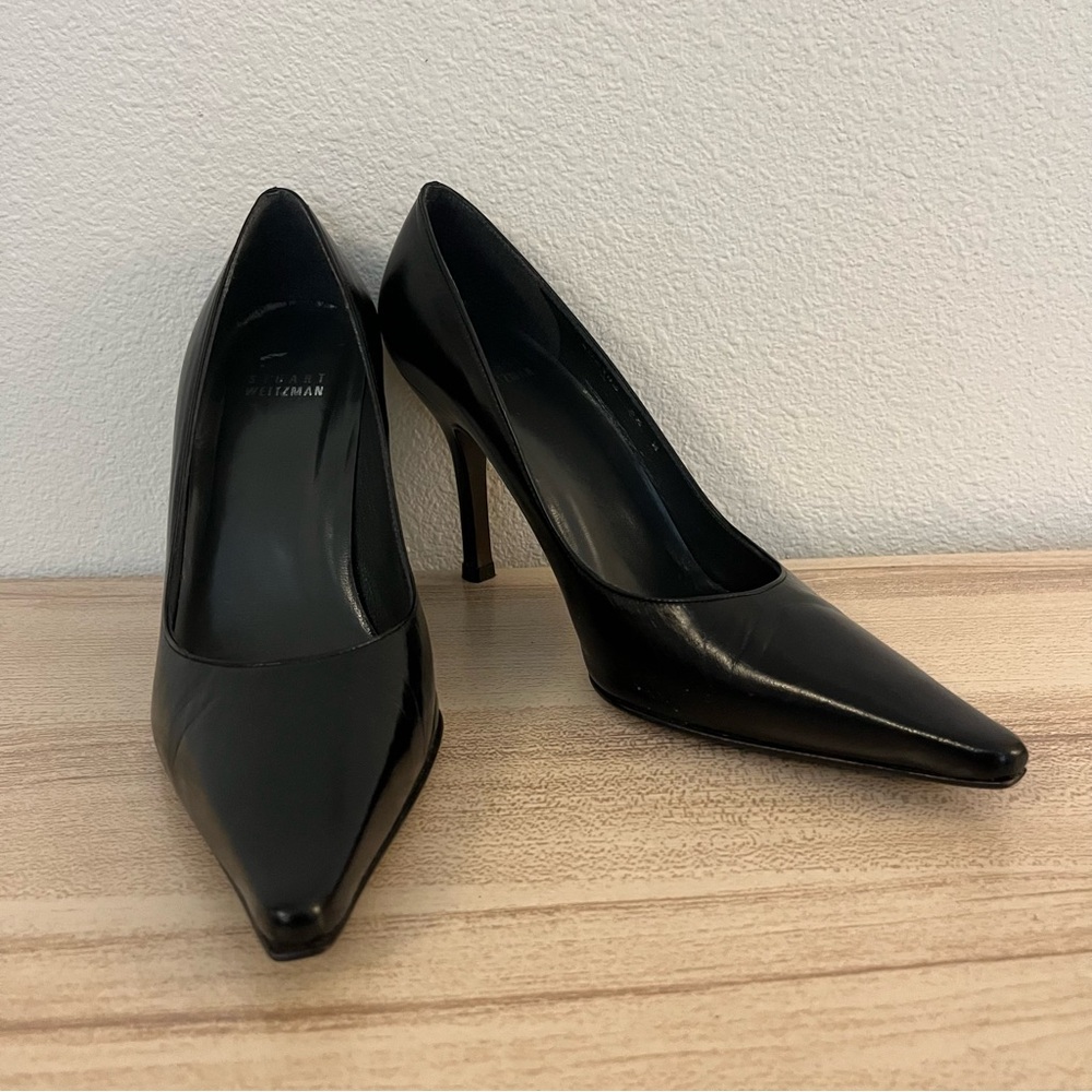 Stuart Weitzman Classic Black Leather Pumps Size 6